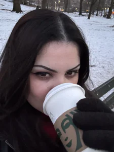 lilithsbetrayal Public Pic 2