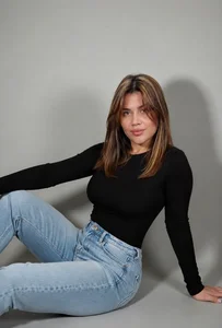 _MiaRose1 Public Pic 4
