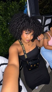 Blackk_girl Kiss Pic