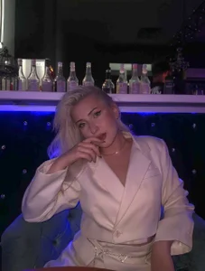 SofiVeiko moree me) Pic