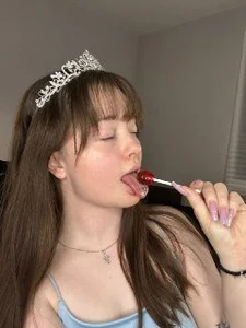 MillaKowal lil qween Pic