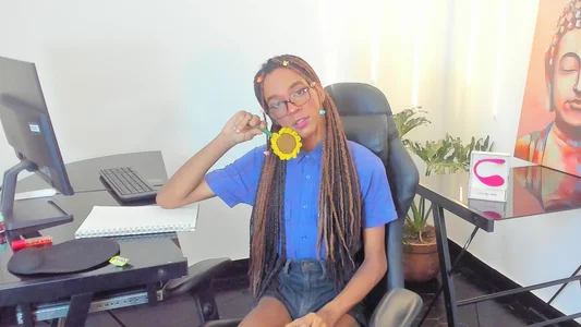 Let's warm up the office de DakotaRosee  8 Imagens