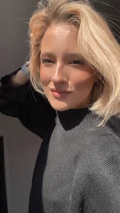 Lizzyvega Public slika 2