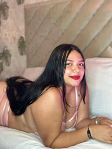 Charlotte-Dream Public صورة واحدة|Charlotte-Dream Public صورتان|Charlotte-Dream Public  5 صور|Charlotte-Dream Public  5 صورة