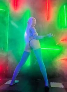 Dark_Lucious kullanıcısının The Neon Demon albümü -  4 fotoğraf