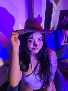 GiannagpI'm your sexy cowgirl 🤠图片 2