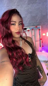 Late Night Vibes de Bella-Sanders  3 photos