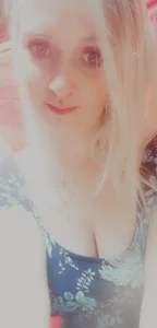 Me again de lisa_yummi  2 Imagens