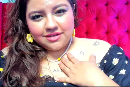 SunnyHoney_ Public Pic 5