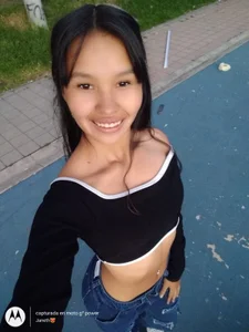Victoria1_tay Public Pic 2