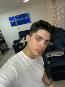 charlie_hotxxx Public 사진 4