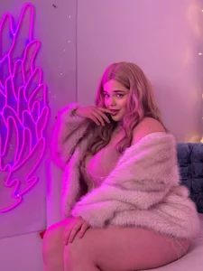 Eliss_Shyyo sexy blonde girl with big boobs 사진
