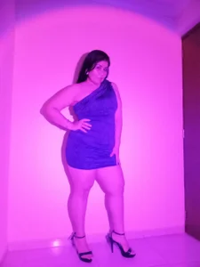 kiraGeiner color show Pic 4