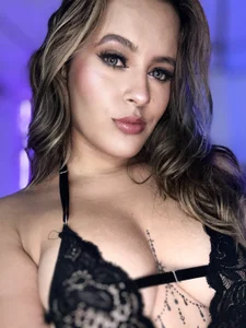 hanna_sex18 Hanna a little different Pic 2