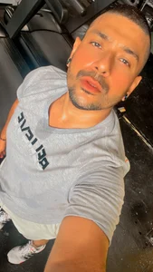 jacoob_woods kullanıcısının meet more of me albümü -  2 fotoğraf