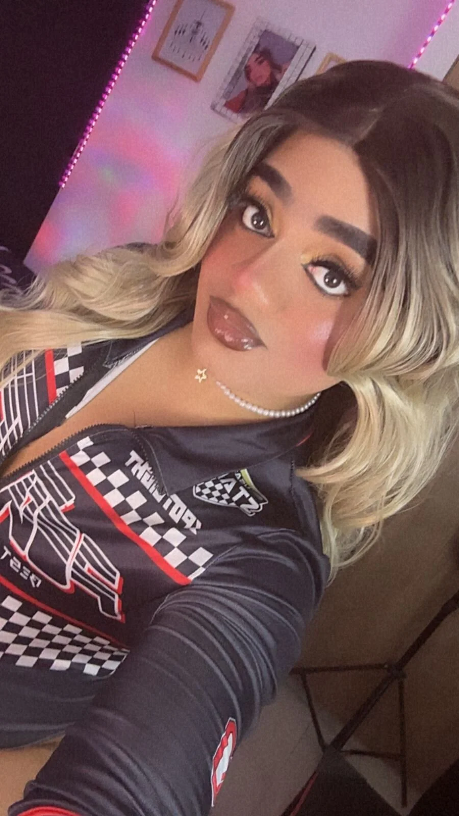 Amber_bigdick22 熱門圖片 6720