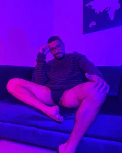 NeonDemon1's photo