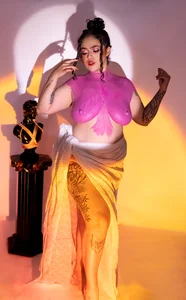 KayllaEvanss_ ✨ "Wait for me, I am about to be everything you want." Pic