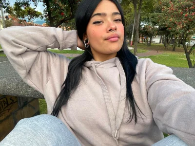 Hanna__collins Public slika 3