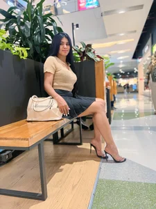 LissMonroe: My day enjoying a shopping center, but thinking about you ( 5 фото)