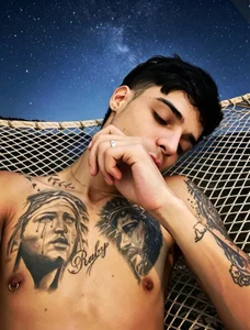 Yeidonn 😍I LOVE THE WAY YOU SEE ME 😍 Billede 3