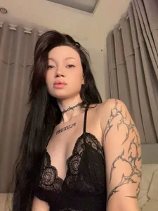 Alice_1n_Wonderland_ Bedroom snaps Hình 6