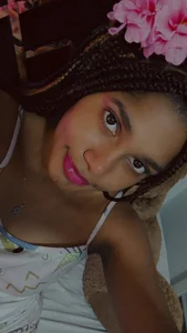 Ebony_beautifull flowers in my hair Billede