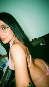 Venus_Horneyの0 limitsの 2枚の写真