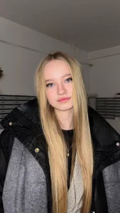 IselaObanner Public Foto