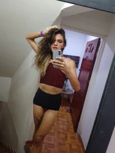 CrisOzzzのJust Said Hiの 3枚の写真