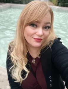 Sweet-blonde Public Immagine  4