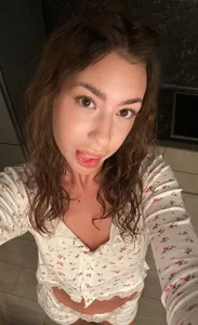 KeilaJeschon Loves me better than u 🥰💋 Pic 4