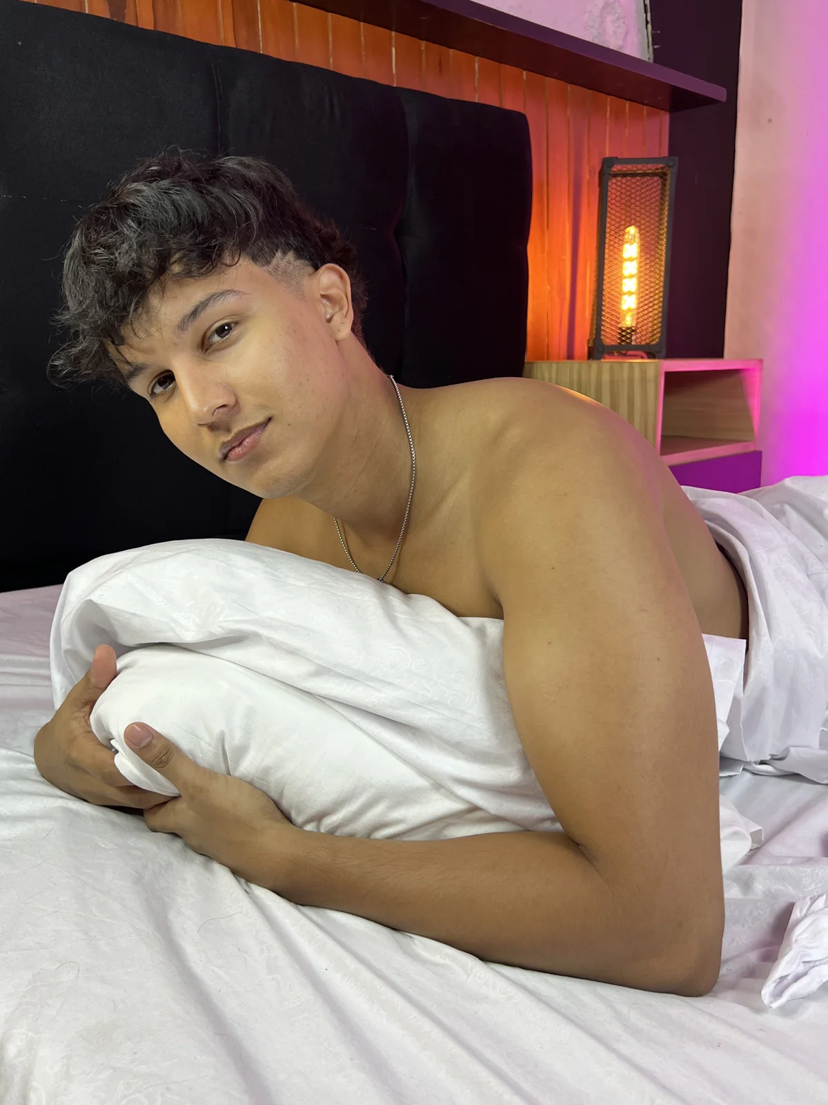 Ảnh Thịnh Hành của Leo_Savage_ 2176
