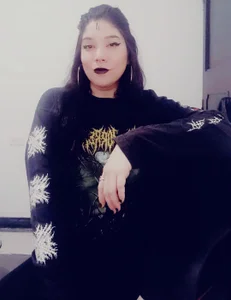 sharonnleon candy Pic