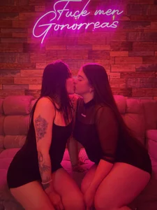 Scarlet_And_SofiDioamond Your favorite couple 💕😍 Foto 8