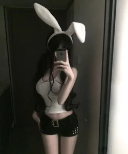 EE-01 Public Foto