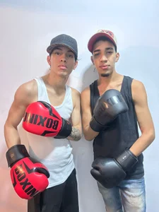 thin-straight Public Kuva 7