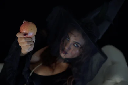 veronica_b07 Dark Magic & Sinful Curves Bilde 3