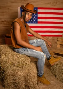 DominicSccott July 4th 🤠 Independence  3টি ছবি