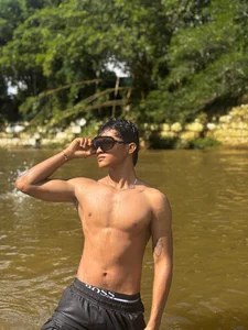 Iam_erick's 😜 Sex Photo 2