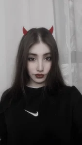 LynetteDanley your devil Pic 4