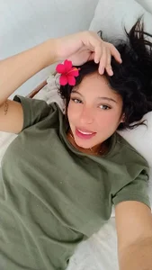 Cloe_Foster Public Foto 2