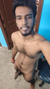 nivedthomas01 Public Poză