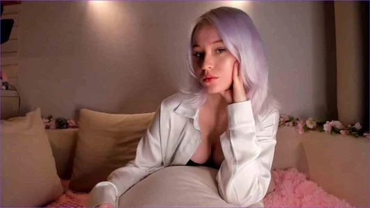 Anadeyaaa white shirt🤍 Pic