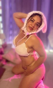 happy Easter, soy tu conejita me ayudas a encontras tu huevo? 😏🫣🫢 de Celestesexx_ Foto 2