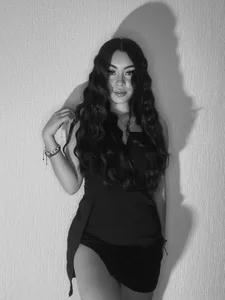 dakottaa_ Public Immagine  4