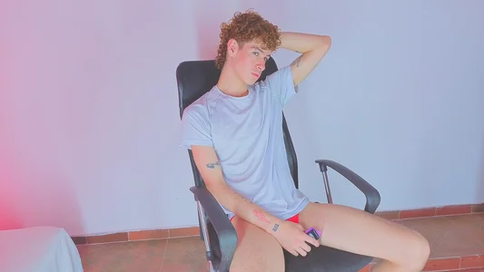nova_salvatore SEXY BOY RED صورة واحدة|nova_salvatore SEXY BOY RED صورتان|nova_salvatore SEXY BOY RED  3 صور|nova_salvatore SEXY BOY RED  3 صورة