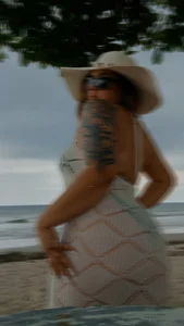 More beach for me uwu de sara_winehouse1 Foto 3