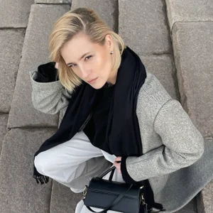 Lizzyvega Public slika 6