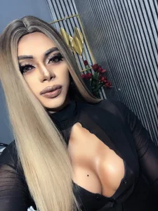 AlisonCox YOUR BEAUTIFUL WIFE 圖片 4